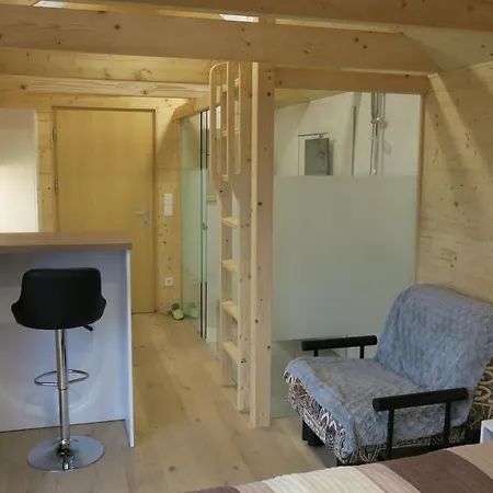 Apartma, Glamping Na Koncu Vasi Лютомер