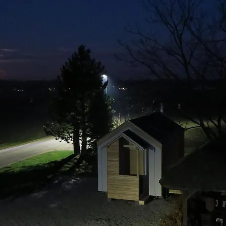 Apartma, Glamping Na Koncu Vasi * Лютомер