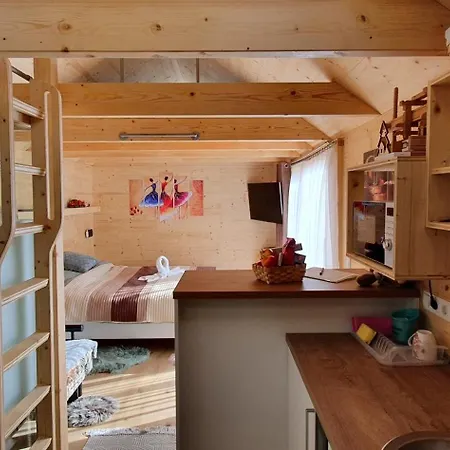 Apartma, Glamping Na Koncu Vasi *