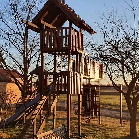 Apartma, Glamping Na Koncu Vasi * Ljutomer