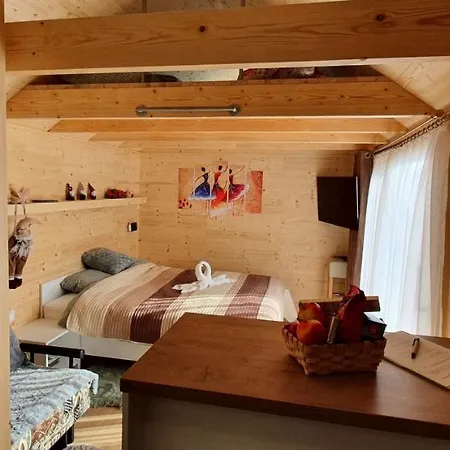 Дом отдыха Apartma, Glamping Na Koncu Vasi Лютомер